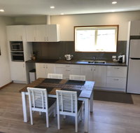 Loma Cottages - Accommodation Nelson Bay