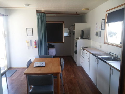 Bicheno Cabin Park - Accommodation Nelson Bay 31