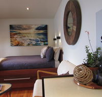 Salt Box Hideaways - Accommodation Nelson Bay