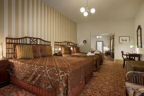 Hadley\'s Orient Hotel - Accommodation Nelson Bay 21