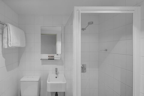 Travelodge Hotel Hobart - Nelson Bay Accommodation.com 8