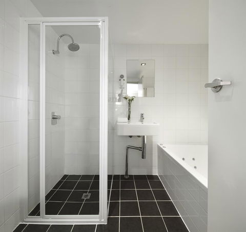 Travelodge Hotel Hobart - Nelson Bay Accommodation.com 4