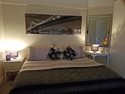 Two Up On York - Accommodation Nelson Bay 10