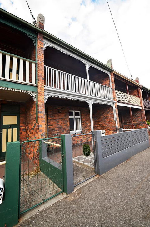 Two Up On York - Accommodation Nelson Bay 8