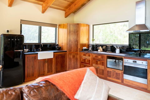 Adventure Bay Retreat Bruny Island - Accommodation Nelson Bay 21