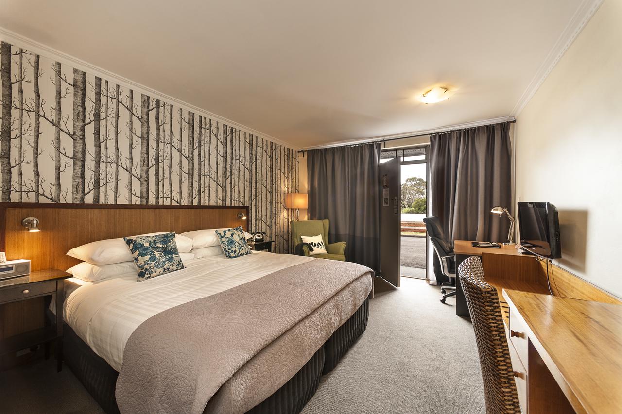 Oldina TAS Accommodation Nelson Bay