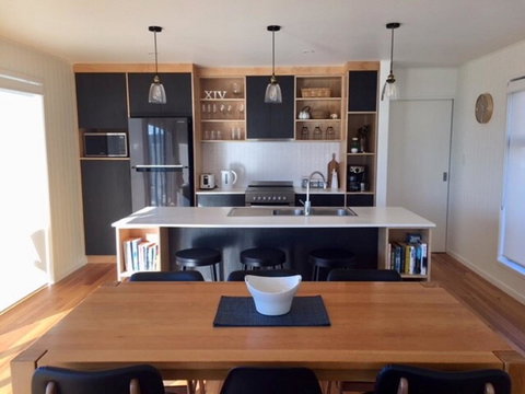 Beach House XIV - Accommodation Nelson Bay 4