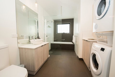 Beach House XIV - Accommodation Nelson Bay 12