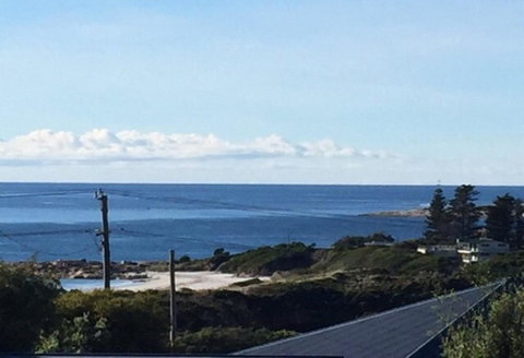 Beach House XIV - Accommodation Nelson Bay 1