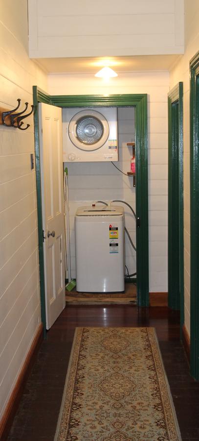 Kerrellie Cottages 2, 4 & 8 Reid Street - Accommodation Nelson Bay 10