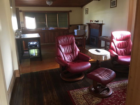 Kerrellie Cottages 2, 4 & 8 Reid Street - Accommodation Nelson Bay 15