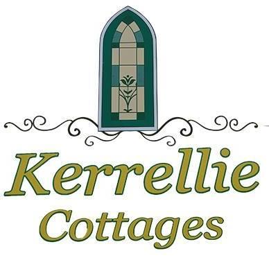 Kerrellie Cottages 2, 4 & 8 Reid Street - Accommodation Nelson Bay 1