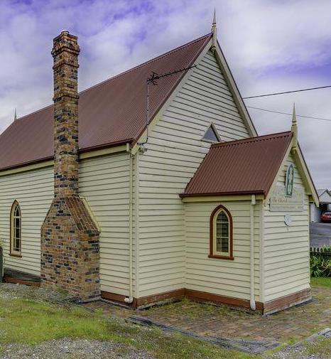 Kerrellie Cottages 2, 4 & 8 Reid Street - Accommodation Nelson Bay 3