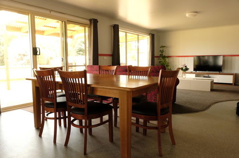 The Crays Accommodation - Accommodation Nelson Bay 13