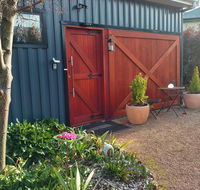 The WeareHouse In Deloraine - Accommodation Nelson Bay
