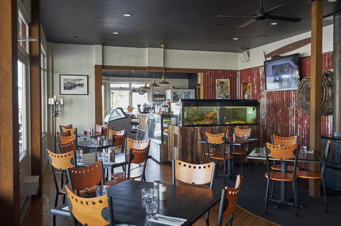 Bushman's Cafe - Accommodation Nelson Bay 3