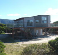Seymour Waves - Accommodation Nelson Bay