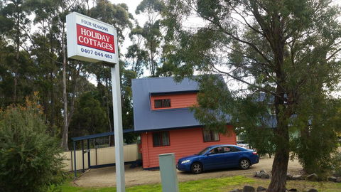 Four Seasons Waterfront Villas - Accommodation Nelson Bay 16