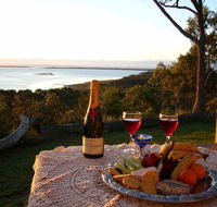 Island View Spa Cottage - Accommodation Nelson Bay