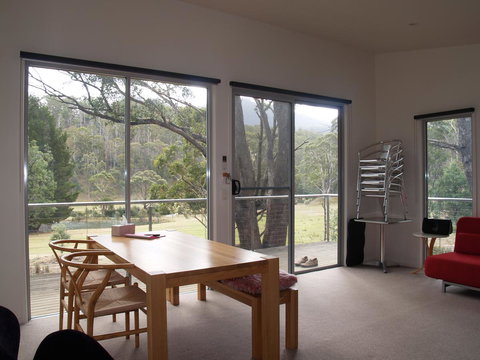 Craggy Peaks Wilderness Cabins - Accommodation Nelson Bay 0