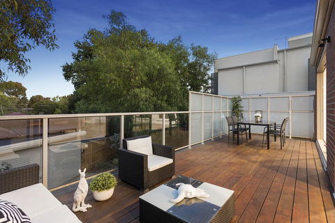 NEW Inner Melb Luxury Modern Grand Holiday House - Great Location, Wifi, Parking - Accommodation Nelson Bay 2