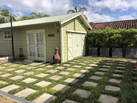 NEW: Tranquil Retreat -The Barn House Ingleside, Northern Beaches - Accommodation Nelson Bay 0