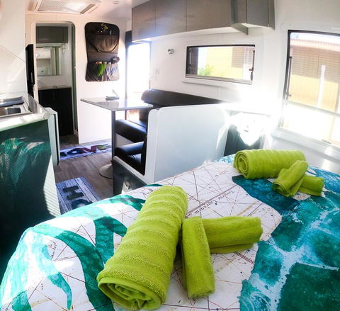 Ningaloo Glamping (caravan Rental Along The Ningaloo Coast) - Accommodation Nelson Bay 2