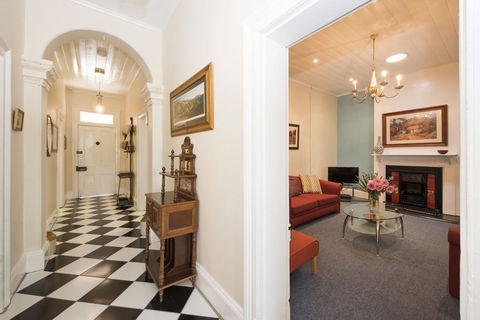 Ningana Heritage Houses - Accommodation Nelson Bay 1