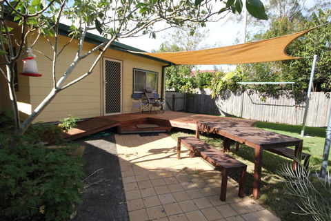 NORTH HAVEN SEA BREEZE - 9 David Campbell St , North Haven - Accommodation Nelson Bay 2