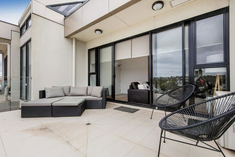 NORTH POINT RETREAT - MORNINGTON - Accommodation Nelson Bay 3