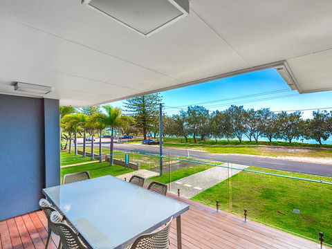 NRMA Woodgate Beach Holiday Park - Accommodation Nelson Bay 2