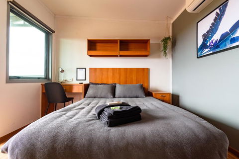 Oasis Newman - Nelsons Bay Accommodation 2
