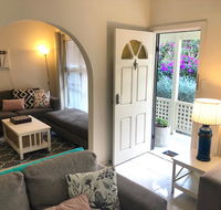 Ocean Beach Cottage - Accommodation Nelson Bay