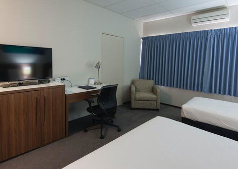 Ocean Centre Hotel - Nelsons Bay Accommodation 1