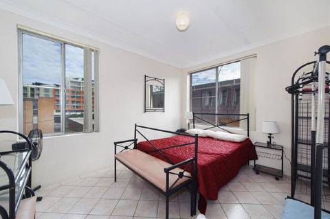 Ocean Court 7 13 Lord Street - Accommodation Nelson Bay 2