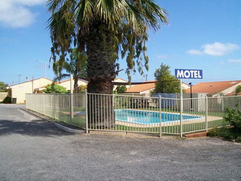 Ocean View Villas - Accommodation Nelson Bay 2