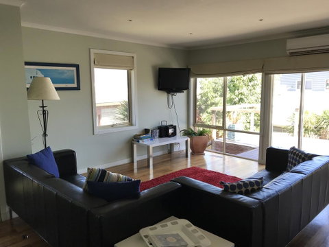 OCEAN VIEWS - Accommodation Nelson Bay 1