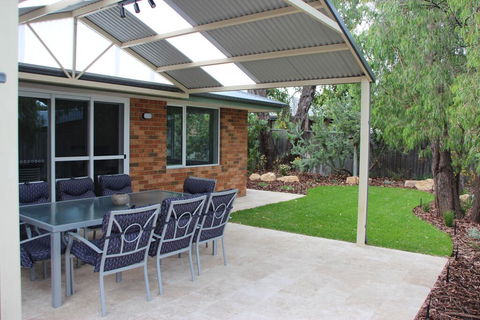 Oceanbrook - Nelsons Bay Accommodation 2