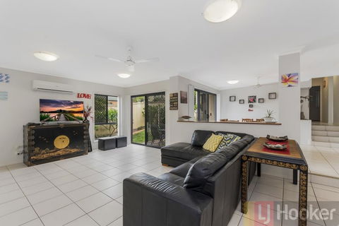 Oceania Beach Paradise - Accommodation Nelson Bay 1