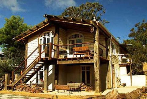 Old Leura Dairy - Accommodation Nelson Bay 0