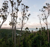 Onestep Airlie Retreat - Accommodation Nelson Bay
