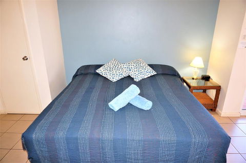 Osprey Holiday Village Unit 201-1 Bedroom - Wonderful 1 Bedroom Studio Apartment With A Pool In The Complex - Accommodation Nelson Bay 2