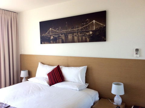 PA Apartments - Accommodation Nelson Bay 2