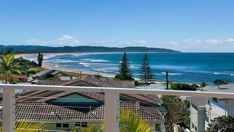 Pacific Rose - Winter Holiday Special - Accommodation Nelson Bay 3