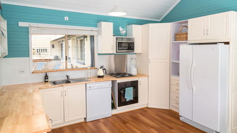PALPERIPA - 23 Heathcote Street - Accommodation Nelson Bay 1