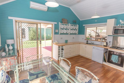 PALPERIPA - 23 Heathcote Street - Accommodation Nelson Bay 0