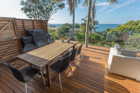 Pambula Family Beach House - Accommodation Nelson Bay 3