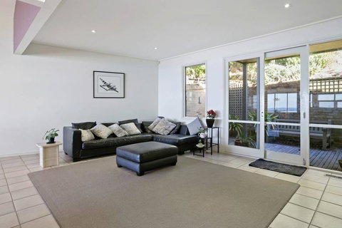 PANORAMA VIEWS - Spectacular Ocean Views - Nelson Bay Accommodation.com 1