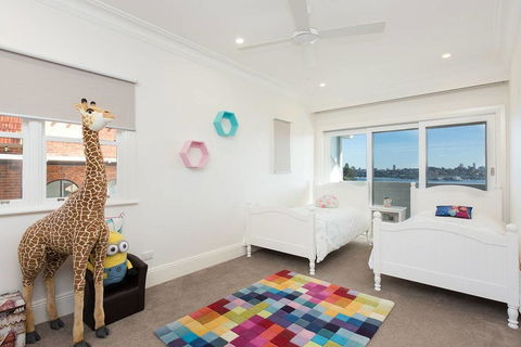 PANORAMIC HARBOUR VIEWS - Accommodation Nelson Bay 3