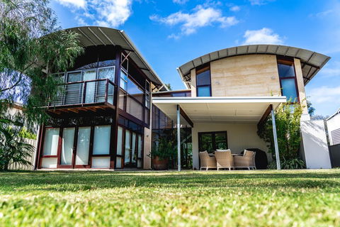 Paradise In Dunsborough - Nelsons Bay Accommodation 1